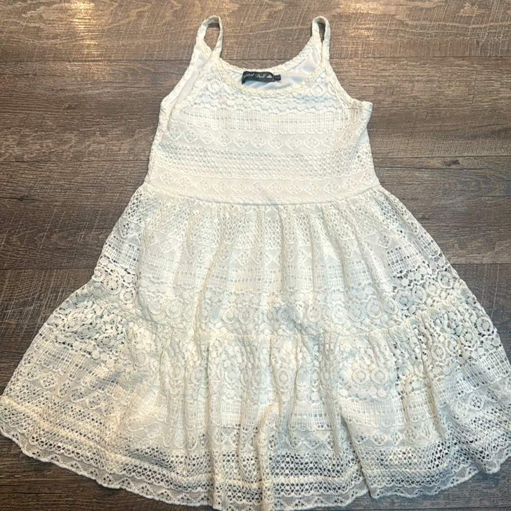 White small shirt crystal doll